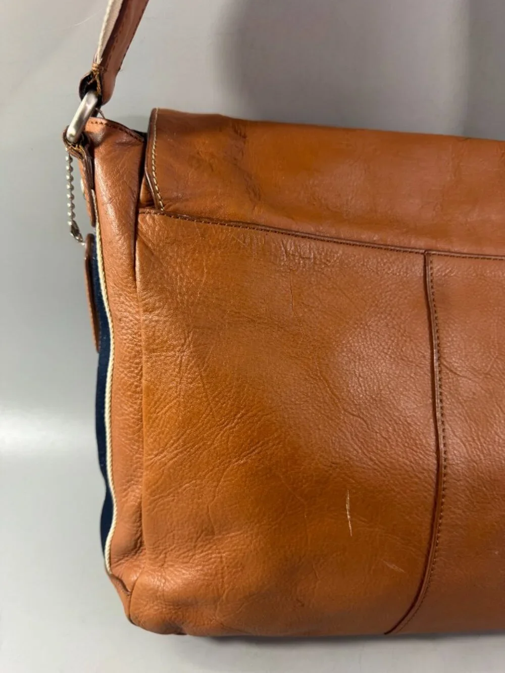 Authentic Coach F70555 Brown Leather Messenger Bag